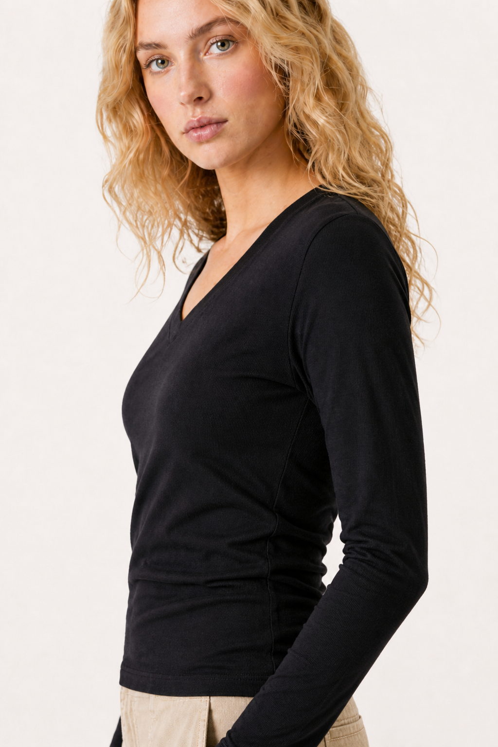 Women’s Sculpting V-Neck Long Sleeve  230g Combed Cotton Top
